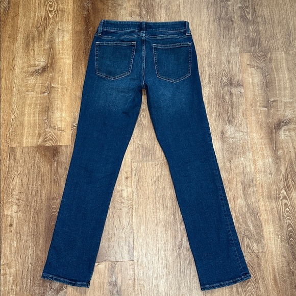 GAP Dark Blue Classic Straight Leg Women's Jeans - Picture 9 of 9